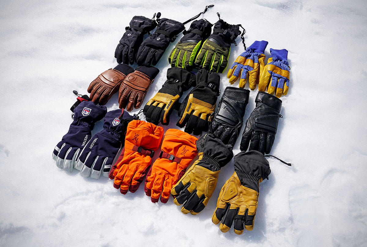 Ski gloves (group photo)